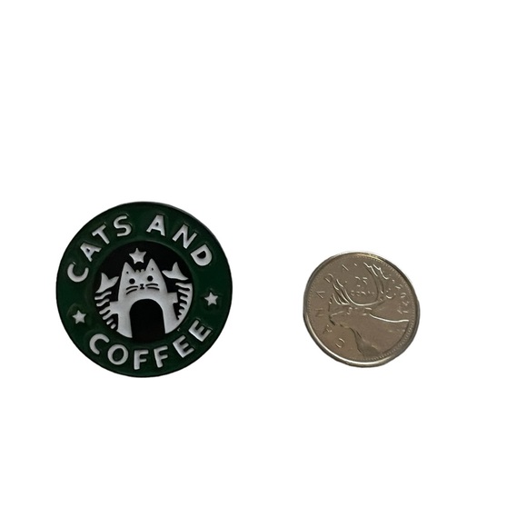 🆕 A Cats and Coffee Pin - Picture 1 of 3